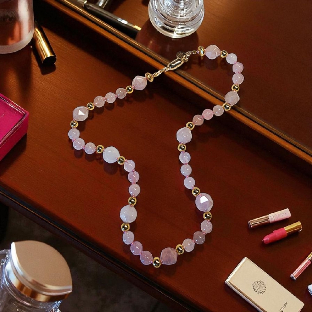 Elegant Pink and Gold Quartz Bead Necklace